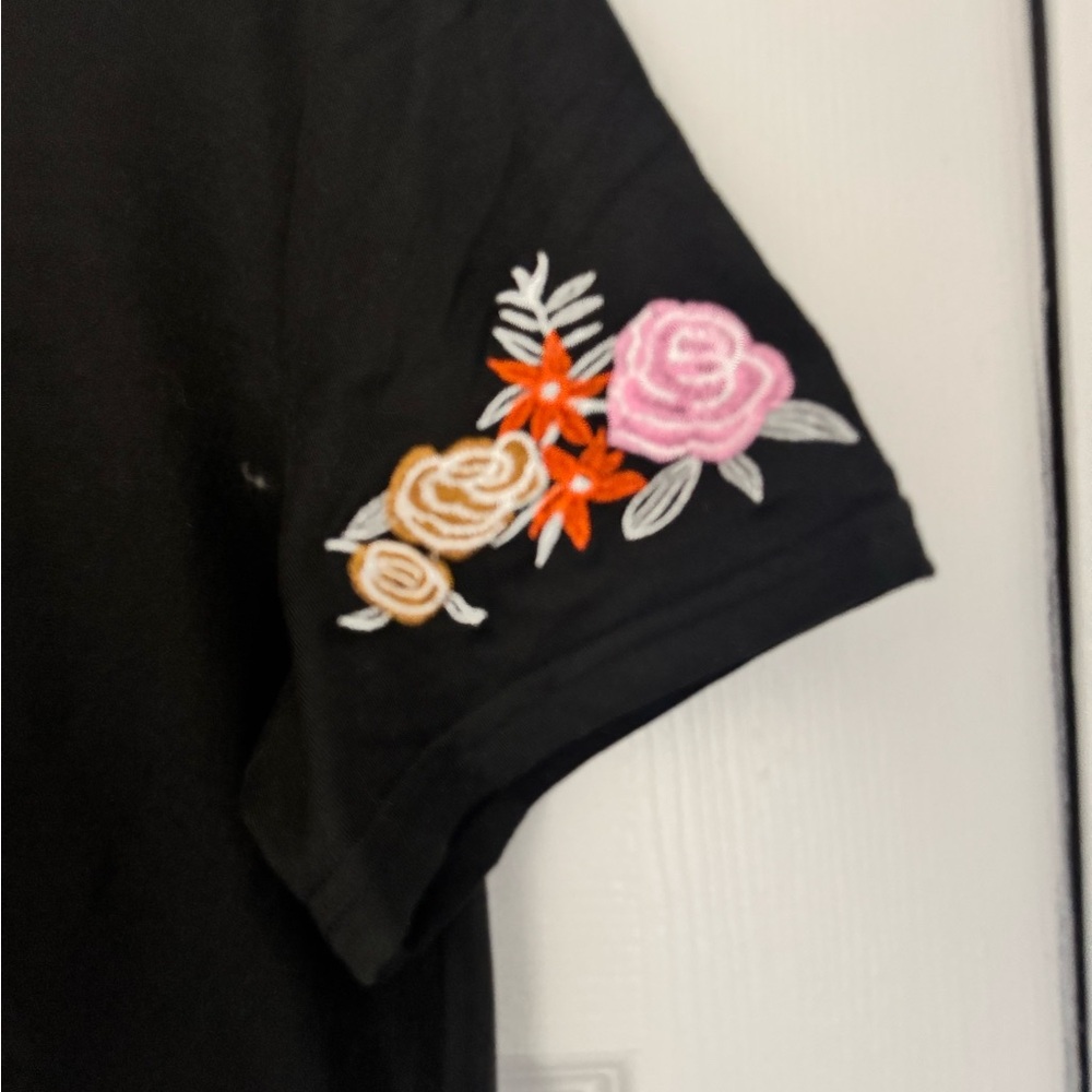 Floral Embroidered Black Tee - Picture 3 of 5